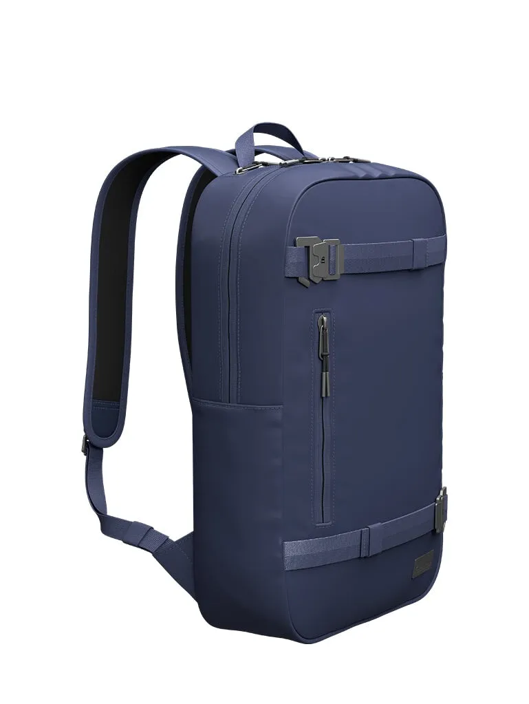 THE VÄRLDSVAN 17L BACKPACK BLUE HOUR