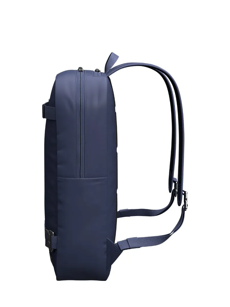 THE VÄRLDSVAN 17L BACKPACK BLUE HOUR